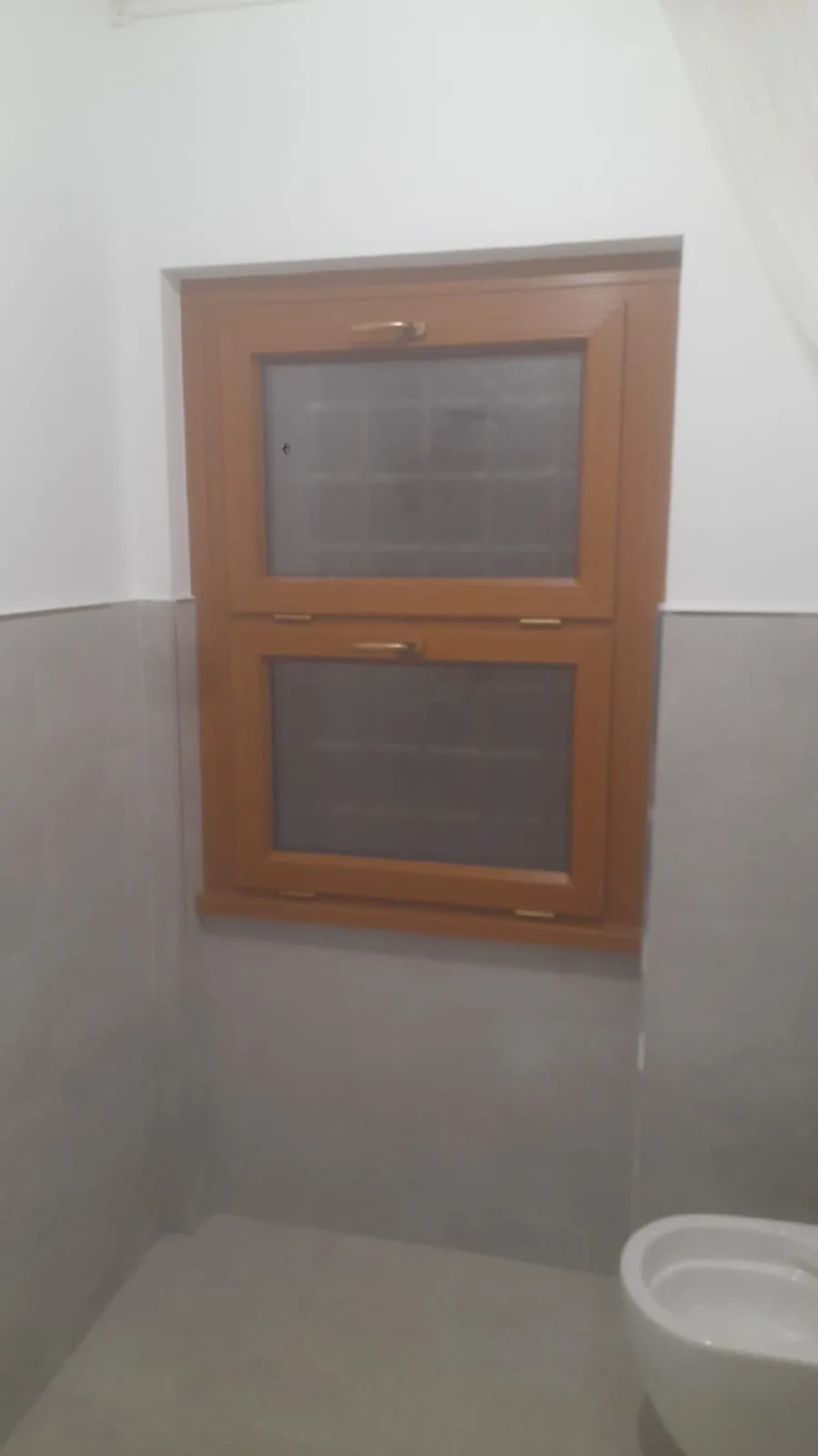Effetto legno con vetro satinato