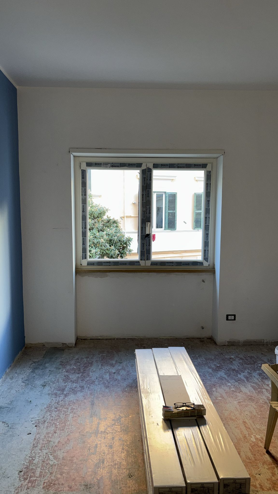 Finestra in stanza ristrutturata