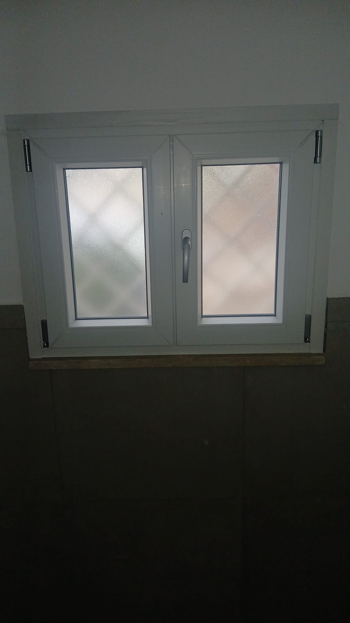 Vetro satinato per il bagno